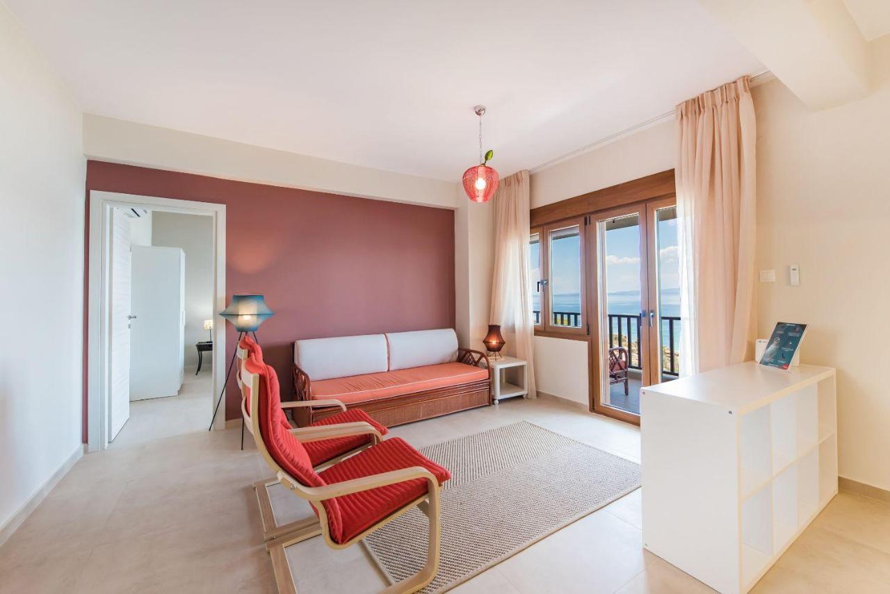 Nereus & Oceanus Beachfront Apartments, Lagonisi Beach #Feelslikehome Ormos Panagias Zewnętrze zdjęcie