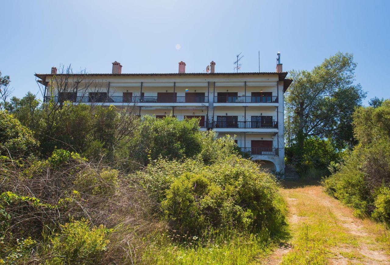 Nereus & Oceanus Beachfront Apartments, Lagonisi Beach #Feelslikehome Ormos Panagias Zewnętrze zdjęcie