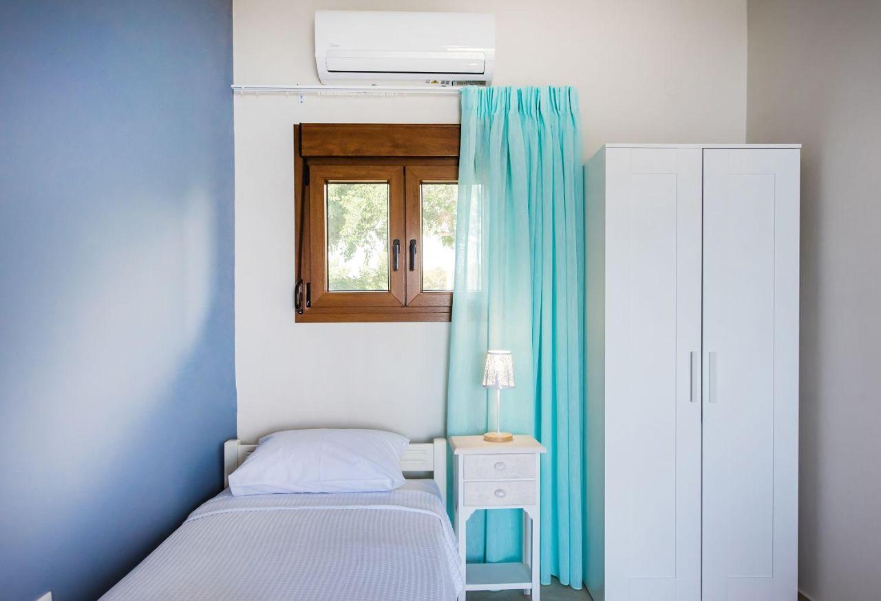 Nereus & Oceanus Beachfront Apartments, Lagonisi Beach #Feelslikehome Ormos Panagias Zewnętrze zdjęcie