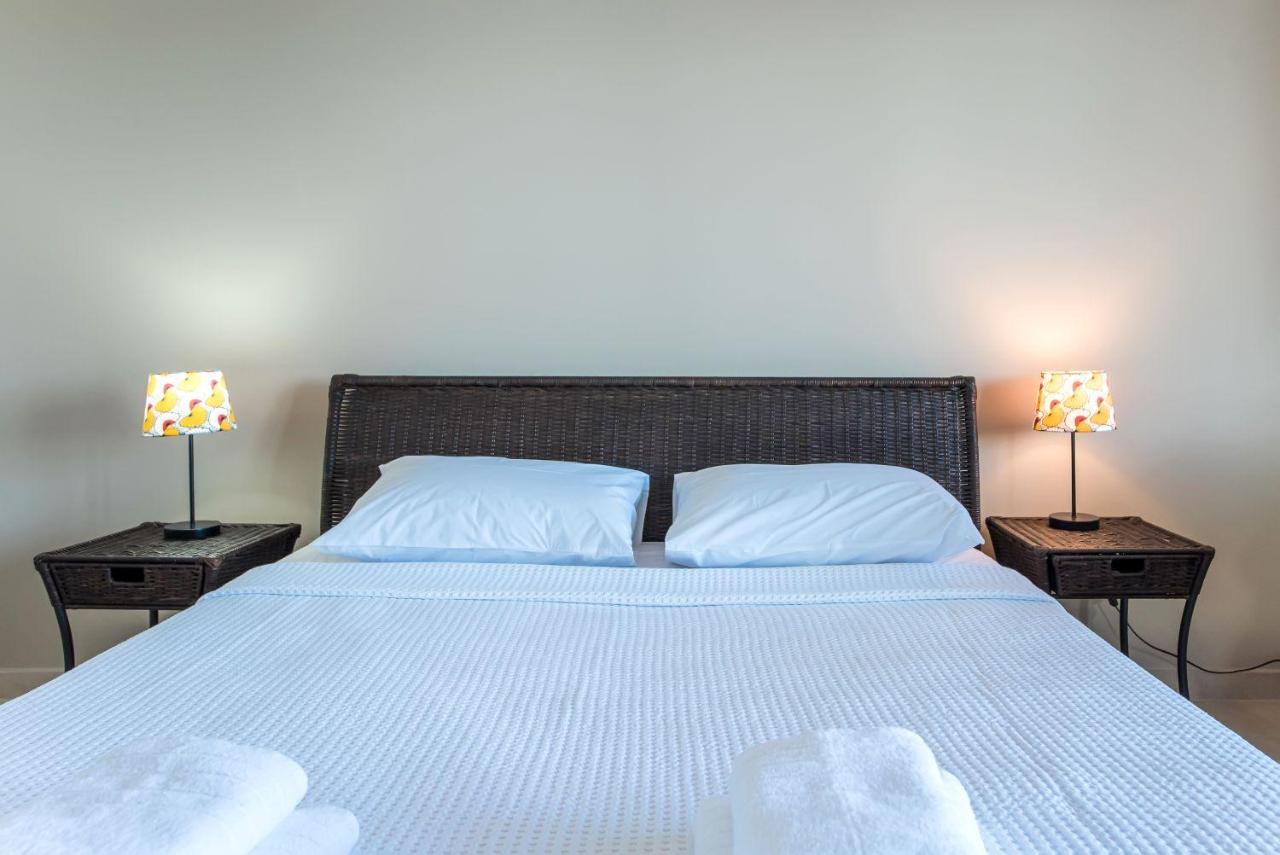 Nereus & Oceanus Beachfront Apartments, Lagonisi Beach #Feelslikehome Ormos Panagias Zewnętrze zdjęcie