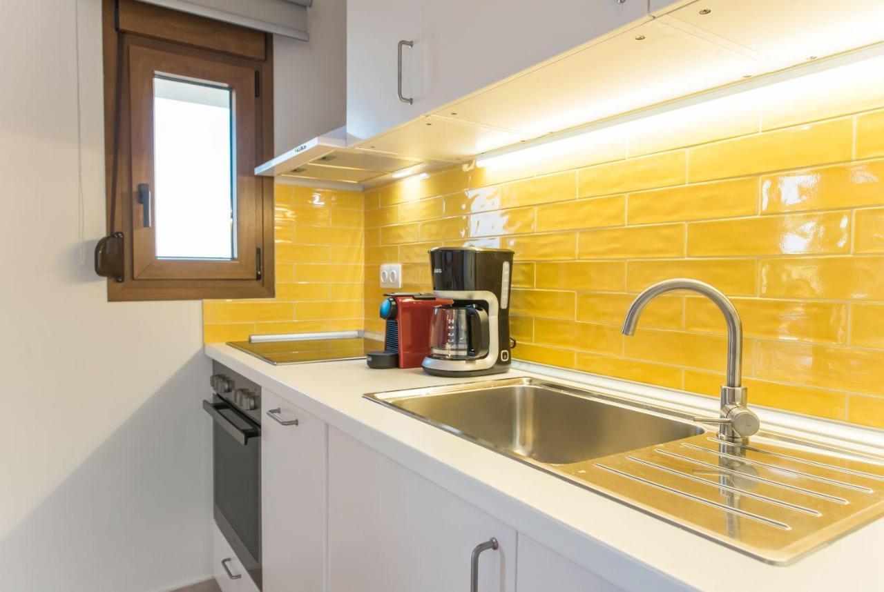 Nereus & Oceanus Beachfront Apartments, Lagonisi Beach #Feelslikehome Ormos Panagias Zewnętrze zdjęcie